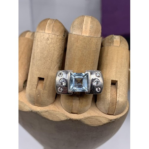 266 - DESIGNER STYLE SILVER AQUAMARINE & GEM SET RING