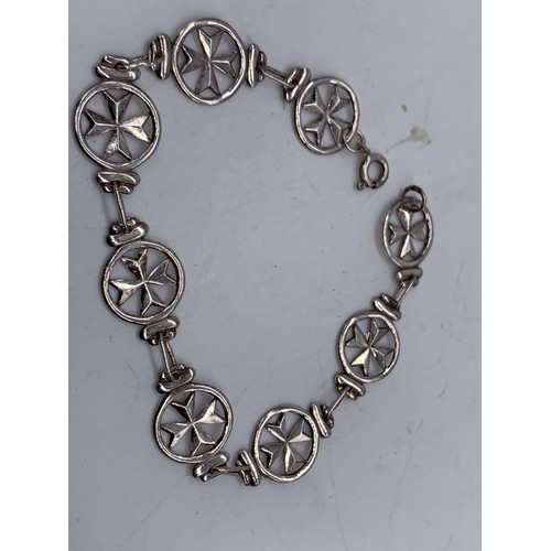 270 - SILVER MALTESE STYLE CROSS BRACELET