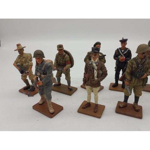 428 - 10 UNBOXED DEL PRADO MEN AT WAR SOLDIERS