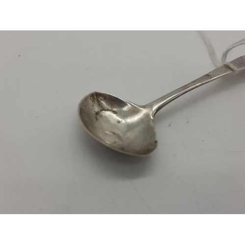 205 - AN IRISH SILVER SALT SPOON 5.7grms