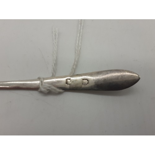 205 - AN IRISH SILVER SALT SPOON 5.7grms