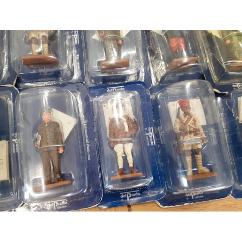 456 - 27 DEL PRADO MEN AT WAR SOLDIERS BOXED