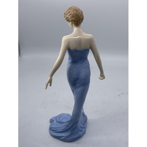 496 - ROYAL DOULTON 