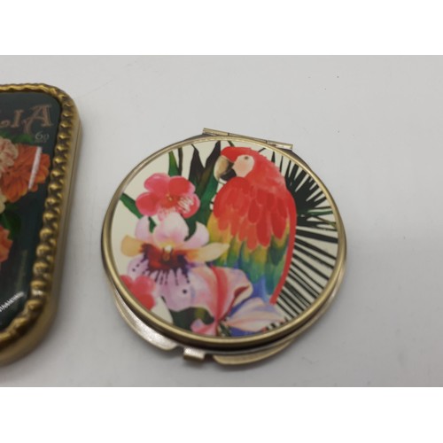 615 - 3 COLLECTABLE COMPACTS