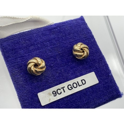 642 - 9CT GOLD KNOT EARRINGS