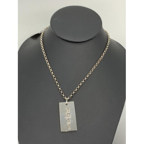 682 - A SILVER INGOT ON SILVER CHAIN