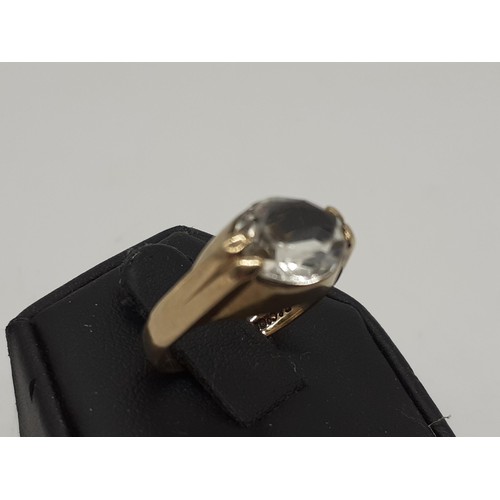 688 - 9CT CRYSTAL SET RING