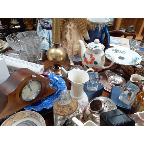 535 - A VERY LARGE MIXED TABLE LOT