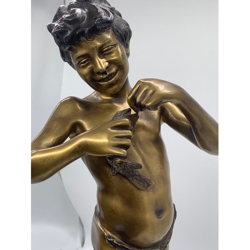 717A - BEAUTIFUL ANTIQUE GILDED BRONZE BOY FISHING FIGURINE SIGNED ON A MARBLE BASE