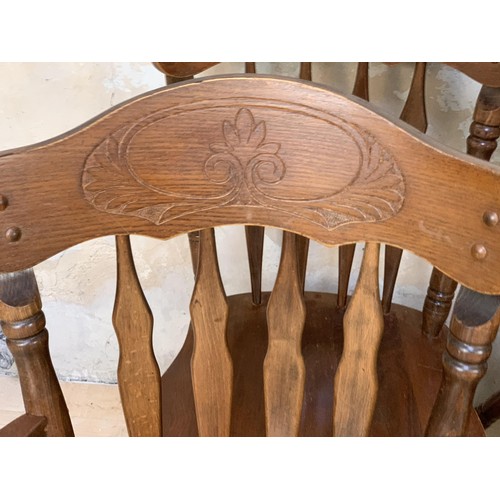 20 - A SET OF 4 CARVED OAK CHAIRS & 2 CARVIERS