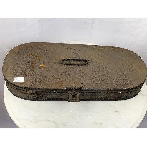 96 - A VINTAGE MUSIACL INSTRUMENT TINPLATE CASE
