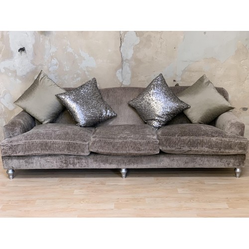 109 - A LARGE 4 SEATER SETTEE