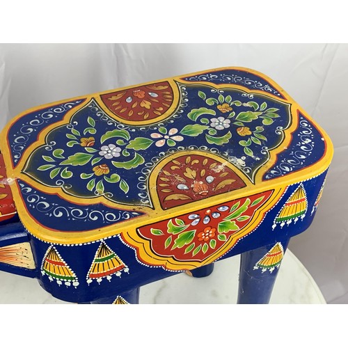 209 - A HIGHLY DECORATIVE ELEPHANT TABLE 19X15