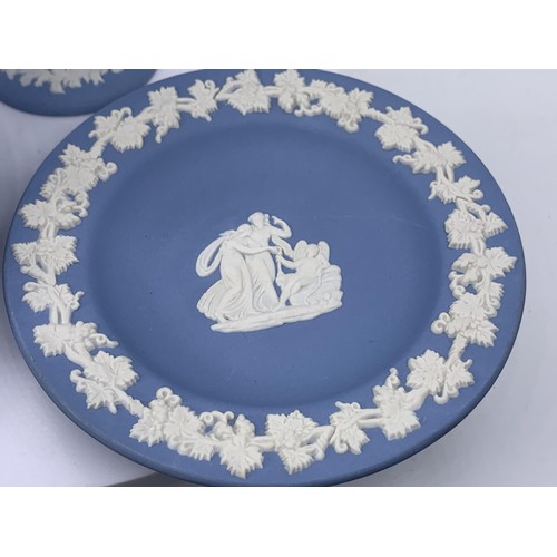 219 - 3 PIECES OF WEDGEWOOD