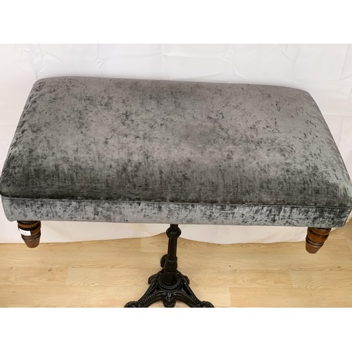 278 - A CRUSHED VELVET FOOTSTOOL 40X25X13