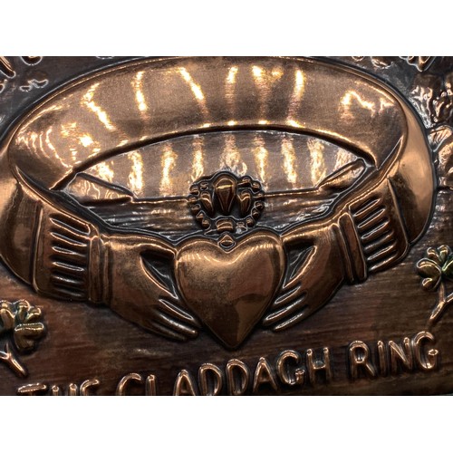 281 - CLADDAGH COPPER PLAQUE 8 x 6