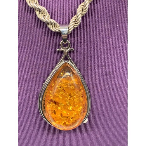 184 - AMBER STYLE PENDANT ON SILVER CHAIN