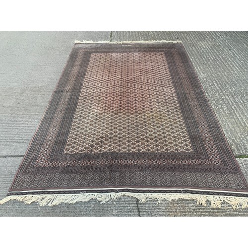 191A - A GENUINE PERSIAN HAND STITCHED RUG 108X74