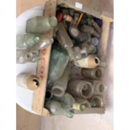 17 - A LARGE BOX OF MIXED COLLECTABLE ANTIQUES BOTTLES