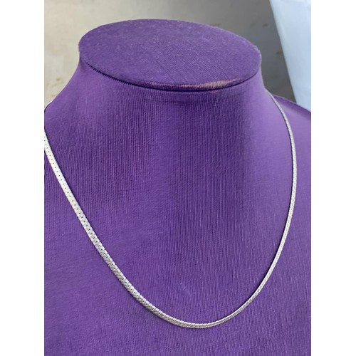 198 - FLATLINK SILVER NECKLACE