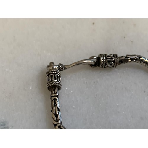 208 - ORNATE DECORATIVE SILVER BRACELET