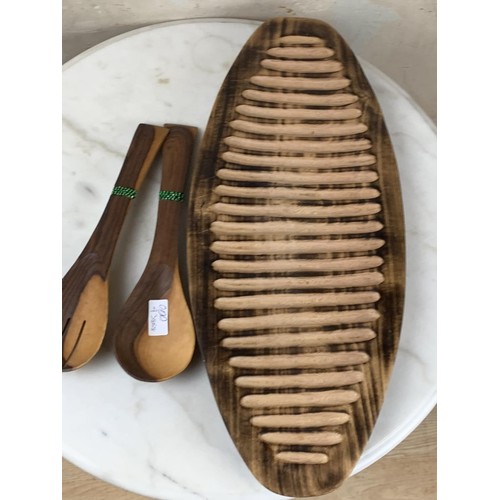 93 - AN AFRICAN WOODEN SALAD SERVER TRAY & SERVERS