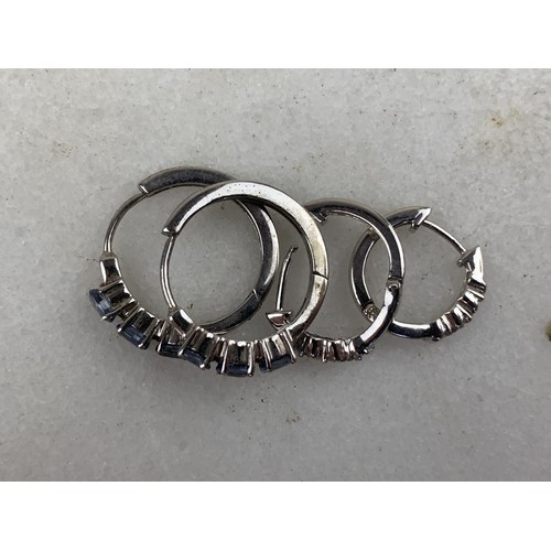 245 - 2 SET OF SILVER EARRINGS IN THE FORM OF RINGS