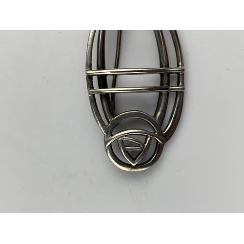 260 - SILVER MACKINTOSH STYLE BROOCH