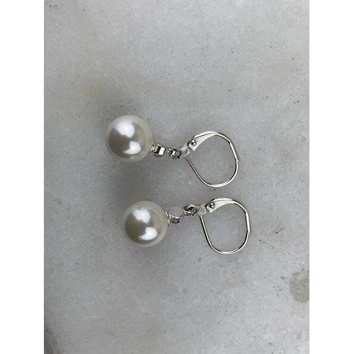 277 - A PAIR OF SILVER ,PEARL AND CRYSTAL DROP EARRINGS