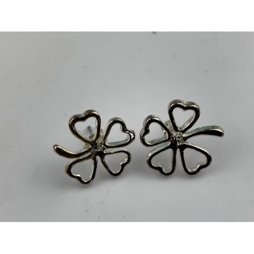 290 - 4 LEAF SILVER SHAMROCK EARRINGS