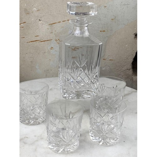 337 - A GALWAY CRYSTAL DECANTER WITH 4 MATCHING WHISKEY THUMBLERS