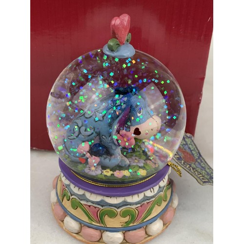 488 - A DISNEY FIGURINE 