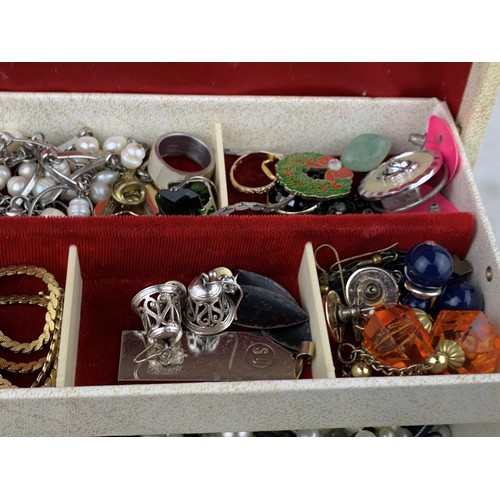 498 - A MIXED BOX OF JEWELLERY