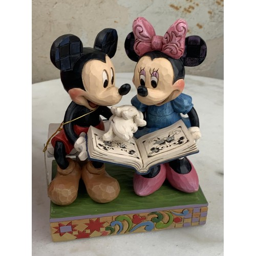 504 - A BOXED DISNEY MICKEY & MINNIE SHARING MEMORIES FIGURINE