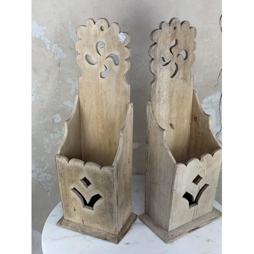 548 - A PAIR OF ANTIQUE PINE LETTER HOLDERS/SALTS