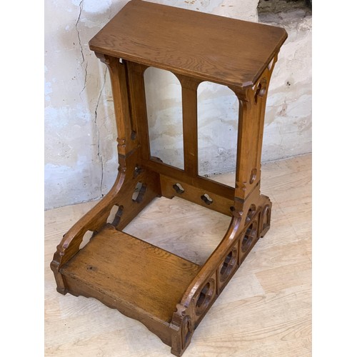 634 - ANTIQUE OAK PRAYER STOOL