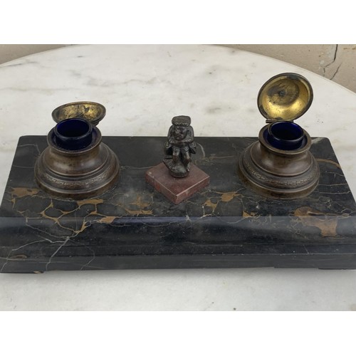 655 - A MARBLE AND BRONZE DESK TIDY WITH BLUE GLASS LINERS 12 x 6 base