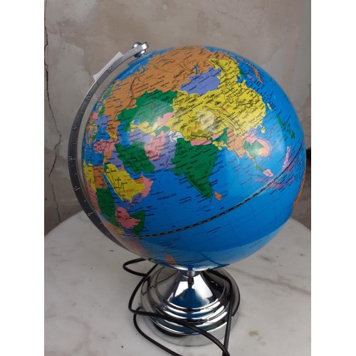 750 - LIGHT UP GLOBE