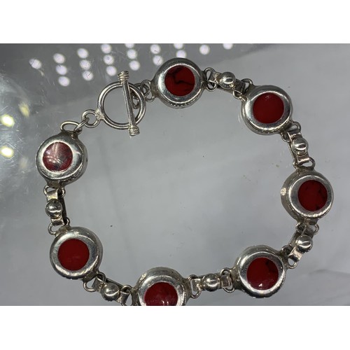 722 - HEAVY DESIGNER SILVER STLYE BRACELET SET WITH RED JASPER