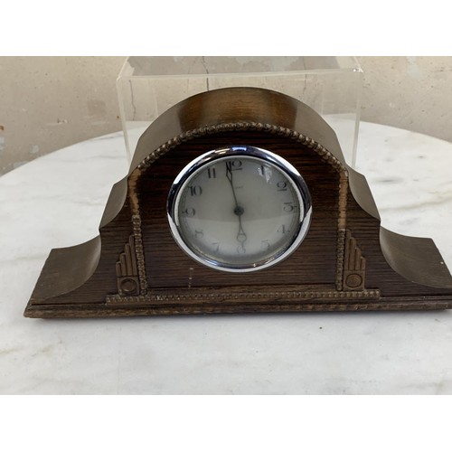 742 - 2 MANTLE CLOCK (1 STRIKING)