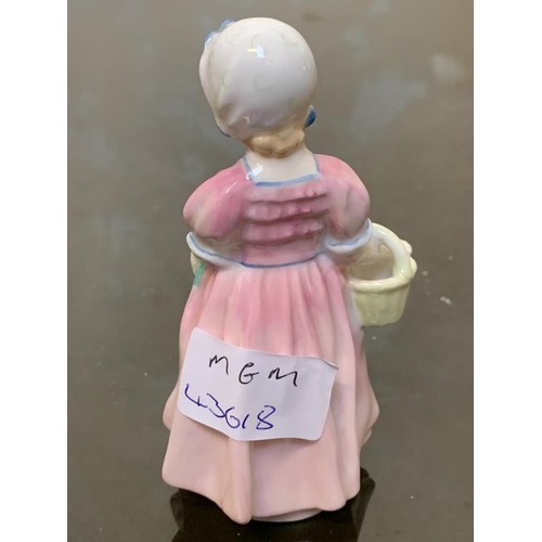 685 - A ROYAL DOULTON FIGURENE TINKER BELL HN 1477