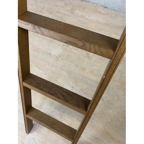 58 - AN OAK LIBRARY LADDER