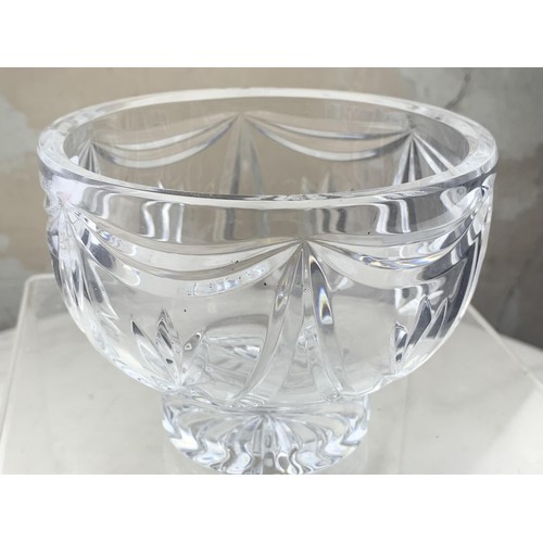 194 - A SMALL WATERFORD CRYSTAL  BOWL