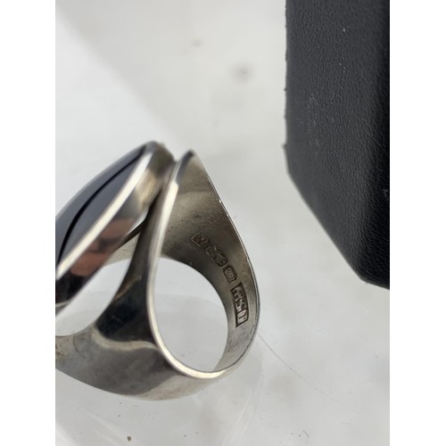 268 - FULLY HALLMARKED SILVER AND JET RING