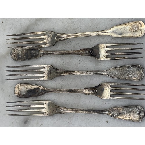 323 - SET OF 5 SILVER FORKS 800 STAMP 248gms