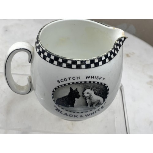 362 - SHELLEY BLACK AND WHITE WHISKEY JUG (NIBBLE TO SPOUT) 4