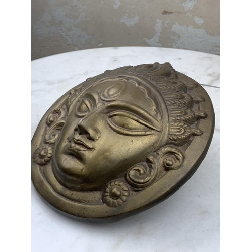 381 - BRASS BUDDA HEAD WALL PLAQUE 9