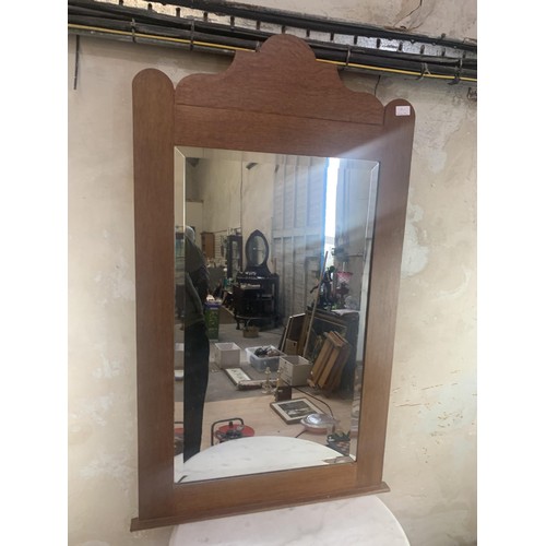 425 - A 1920,s BEVELLED EDGED ARTS & CRAFTS MIRROR