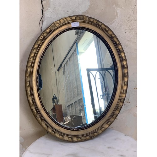 462 - GILT OVAL MIRROR 24 20