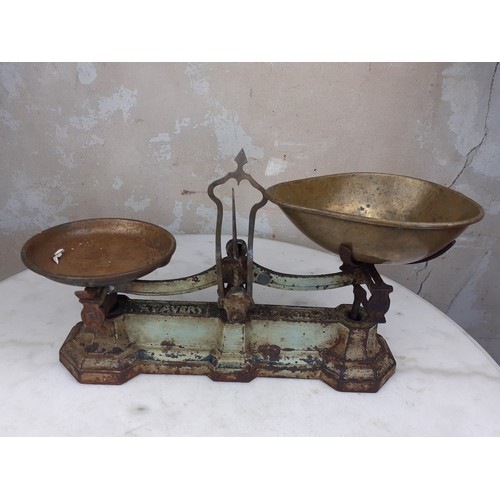 493 - VINTAGE AVERY SCALES WITH BRASS PANS